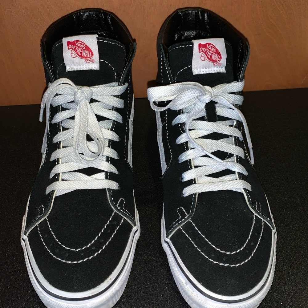 New Men’s Vans High Tops Size 9.0